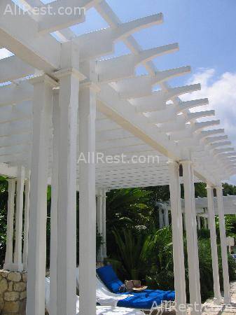 Round Hill Hotel & Villas 101